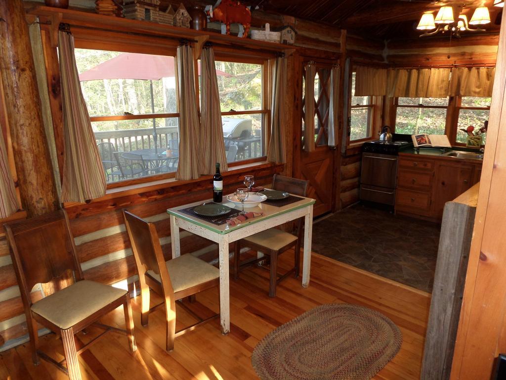Lake Lucerne Treehouse Villa Eureka Springs Eksteriør billede